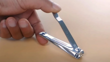 The “small round hole” on the nail clipper has special and powerful uses