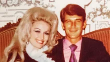 Last Photo of Dolly Parton’s Reclusive Husband with Shaggy Gray Hair – He Died at 82